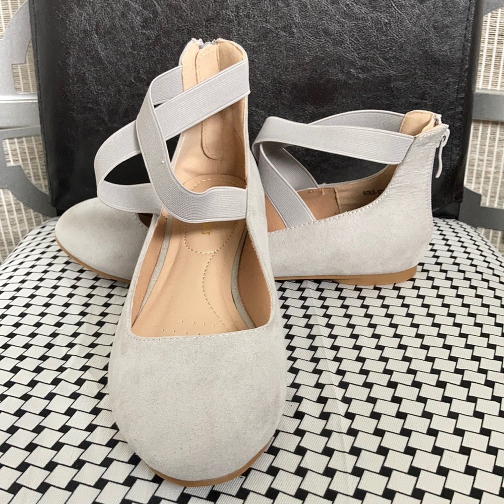 Dream Pairs elastic ankle strap gray flats
